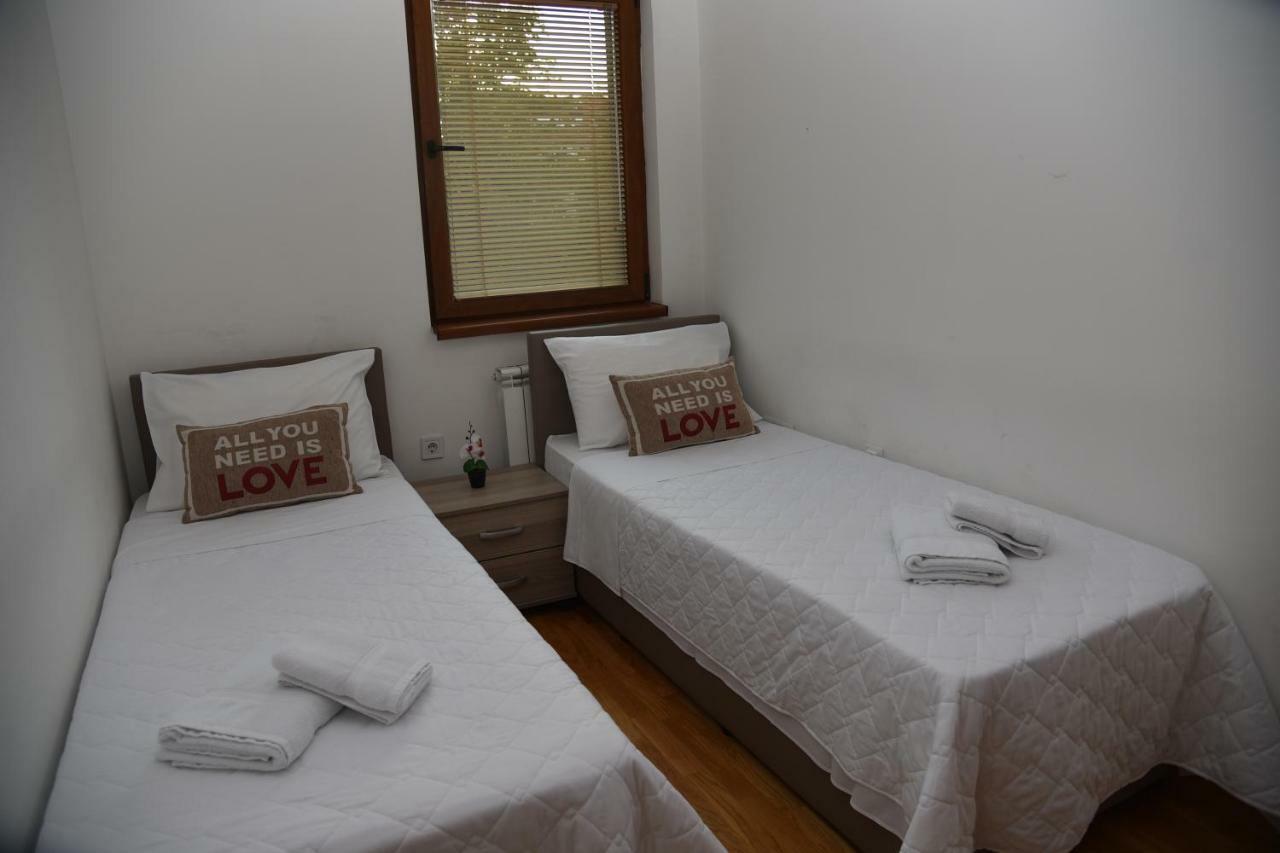Boda Apartments Скопье Экстерьер фото